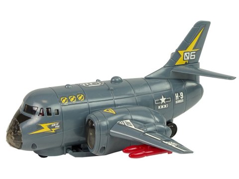 SAMOLOT TRANSPORTOWY BOMBOWIEC ŚWIATŁA DŹWIĘK