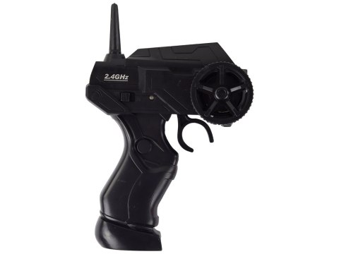 AUTKO SPORTOWE ZDALNIE STEROWANE R/C 1:24 CZARNE WYMIENNE KOŁA